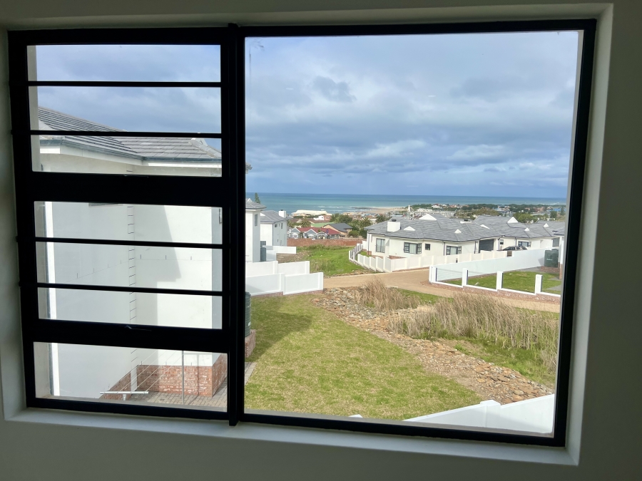 3 Bedroom Property for Sale in Jeffreys Bay Central Eastern Cape